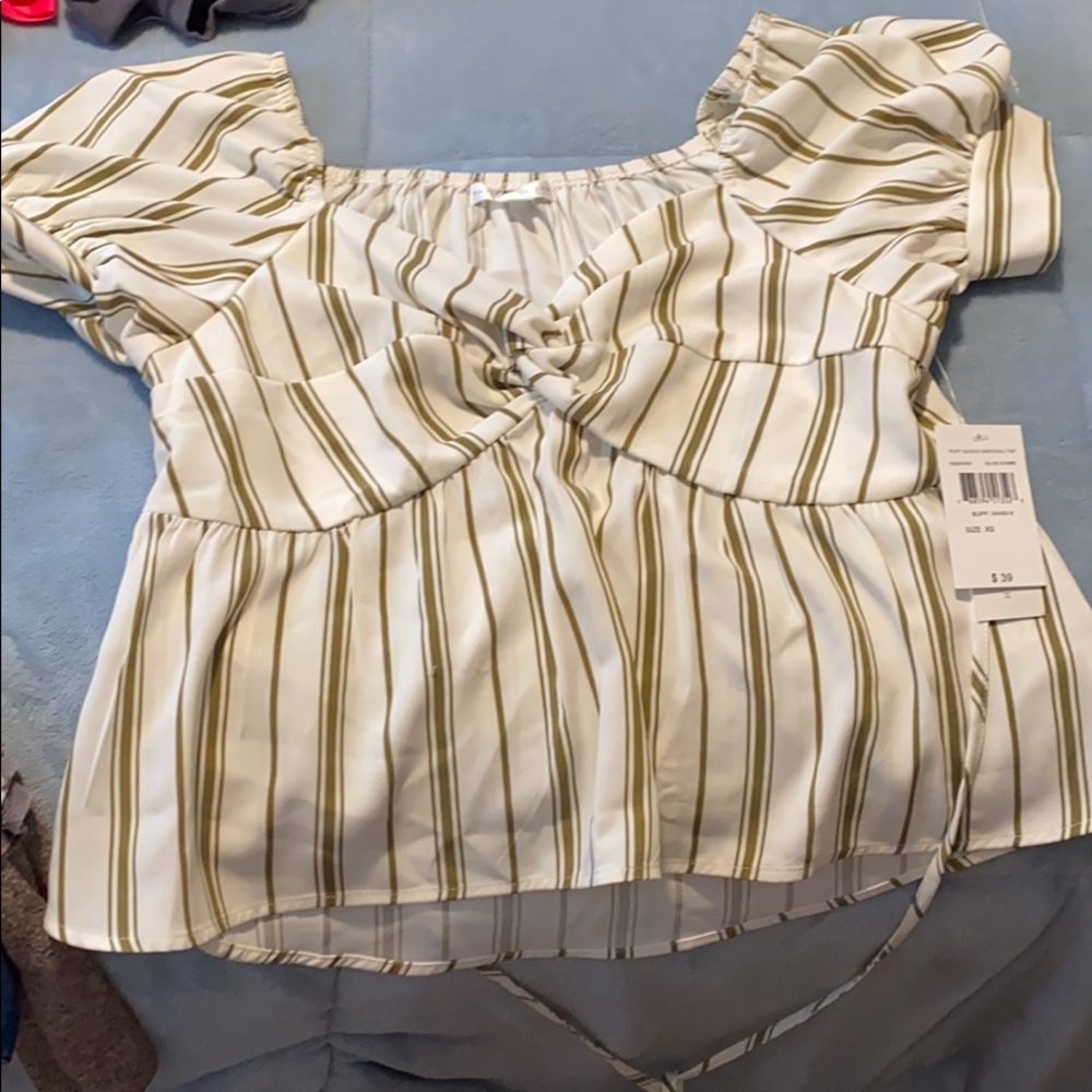 Puff Sleeve Babydoll Top